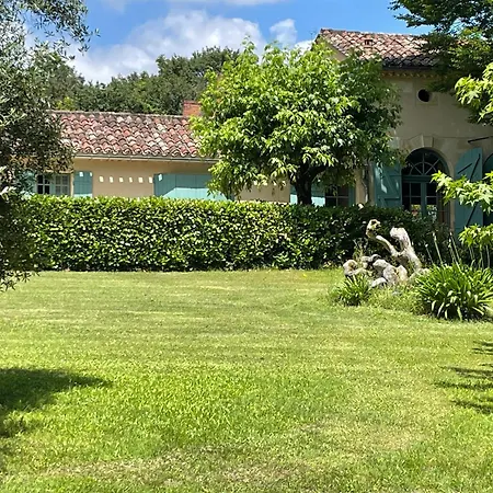 Bed & Breakfast La Rebiere D'or, Et Mouleydier