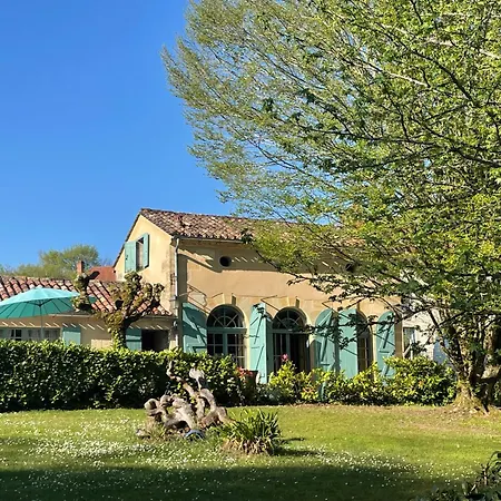 La Rebiere D'or, Et Bed & Breakfast 2*