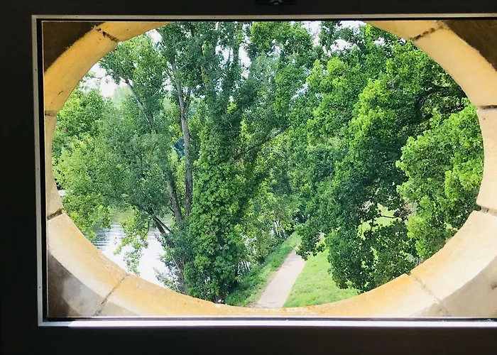 La Rebiere D'or, Et 4*